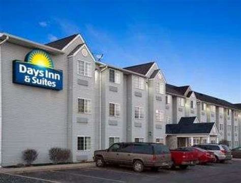 Make traveling for business a pleasure at our Days Inn & Suites Warren hotel, close to I-696 and I-75. . Days imm near me